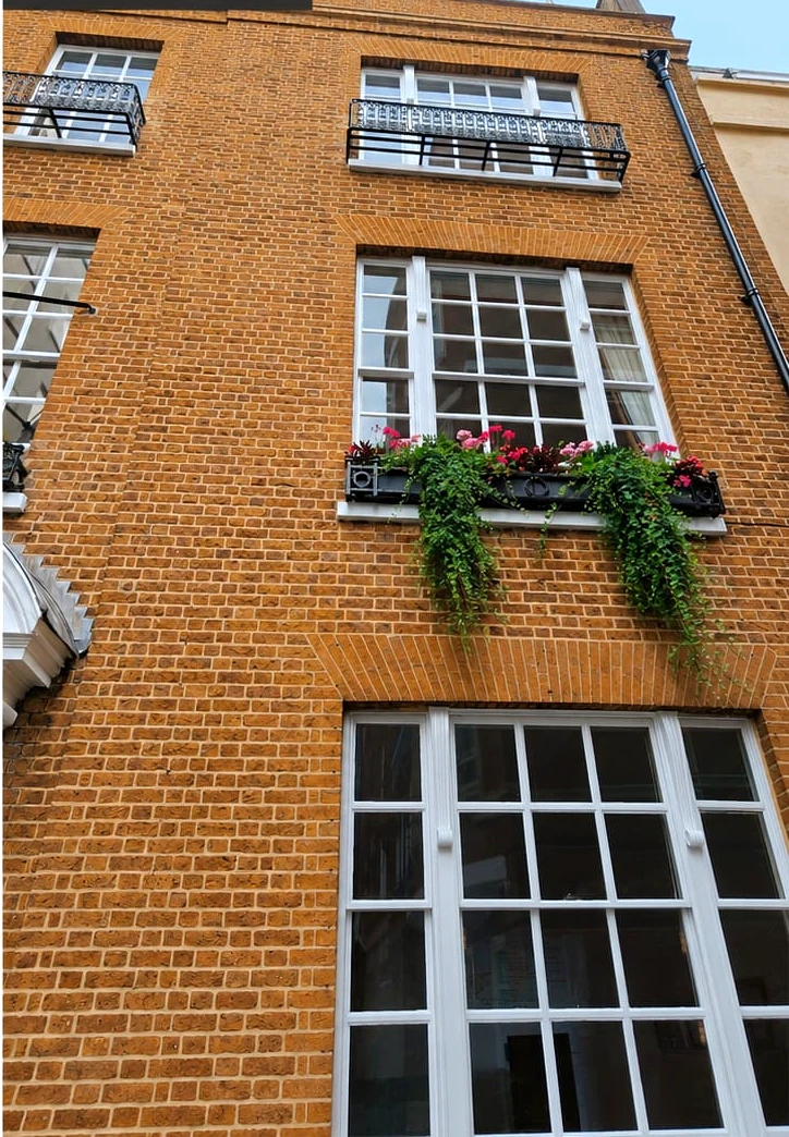 Brick façade: cleaned reference